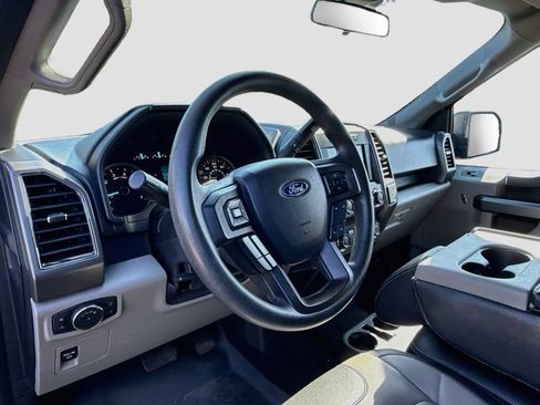 Used 2019 Ford F150 XLT AWD/4WD image 32