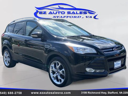 Used 2016 Ford Escape Titanium AWD/4WD image 3