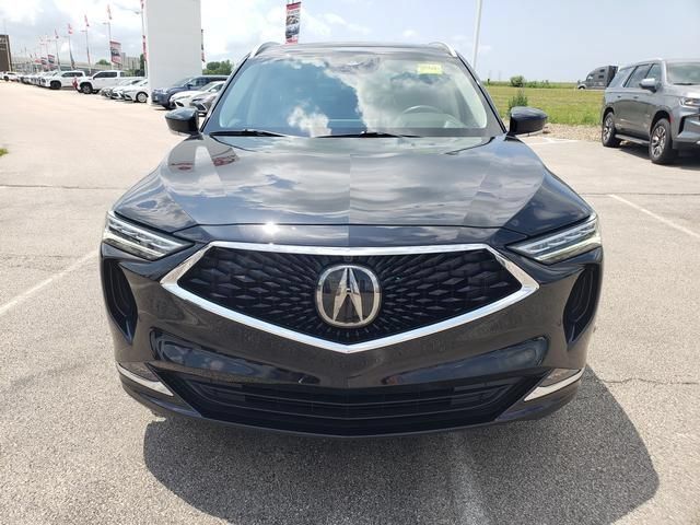 Used 2024 Acura MDX w/ Advance Package AWD/4WD image 2