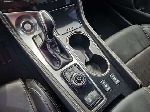 Used 2023 Nissan Maxima SV w/ Floor Mat Group FWD image 16
