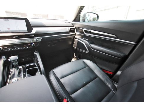 Certified 2023 Kia Telluride S w/ S Sunroof Package FWD image 12
