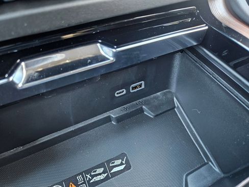 New 2026 GMC Yukon XL Denali w/ Sun & Power Step Package image 19