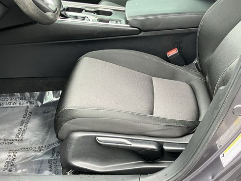 Used 2019 Honda Accord LX image 17