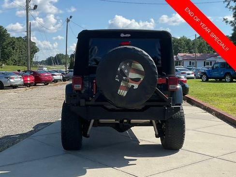 Used 2017 Jeep Wrangler Unlimited Rubicon image 6