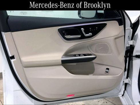 Certified 2025 Mercedes-Benz C 300 4MATIC Sedan image 21
