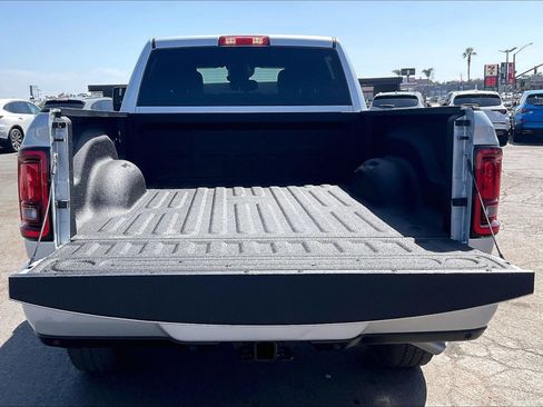 Used 2026 RAM 2500 Big Horn AWD/4WD image 31