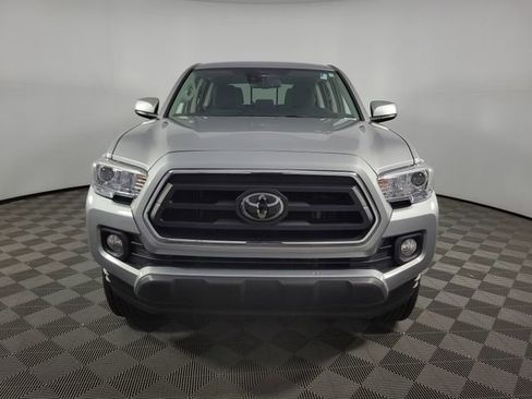 Used 2023 Toyota Tacoma SR5 AWD/4WD image 2