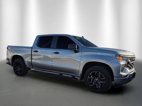 Used 2025 Chevrolet Silverado 1500 Custom AWD/4WD image 2
