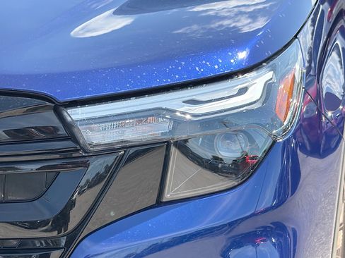 Used 2025 Subaru Forester Sport image 9