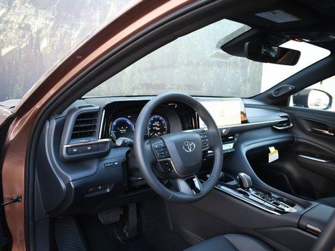 New 2026 Toyota Crown Limited image 6