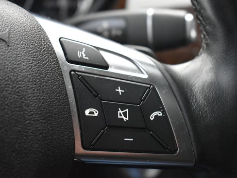 Used 2015 Mercedes-Benz ML 350 4MATIC image 20