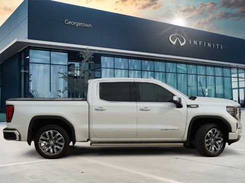 Used 2024 GMC Sierra 1500 Denali w/ Denali Reserve Package image 4