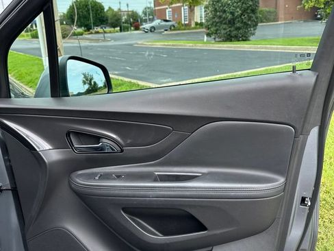 Used 2019 Buick Encore Sport Touring w/ Safety Package FWD image 16