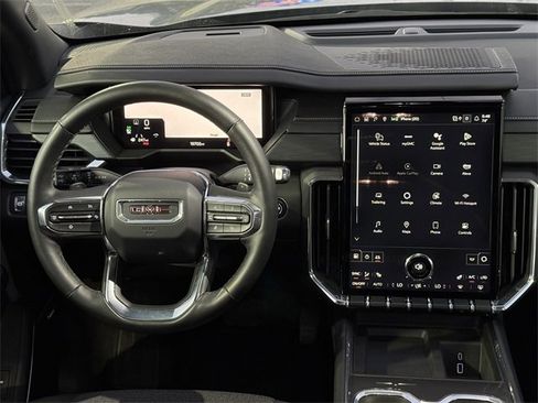 Used 2025 GMC Acadia Elevation image 21