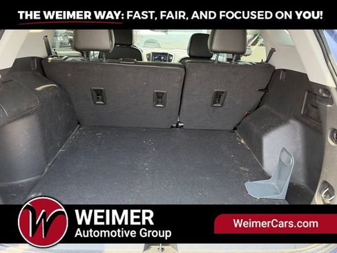 Used 2022 GMC Terrain SLT AWD/4WD image 11