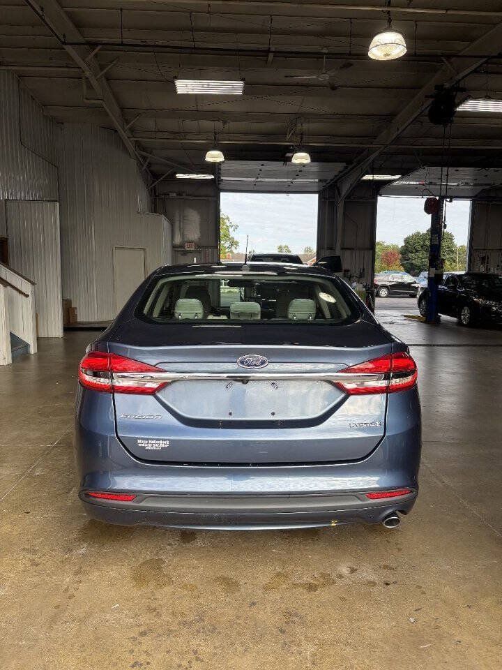 Used 2018 Ford Fusion S FWD image 8