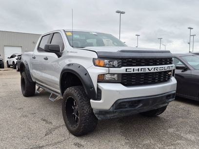 Used 2019 Chevrolet Silverado 1500 Custom w/ Custom Convenience Package