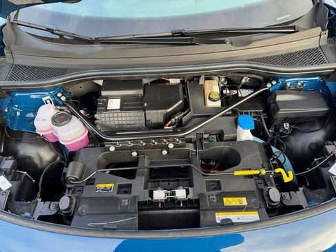 New 2025 Volkswagen ID.4 Pro AWD/4WD image 24