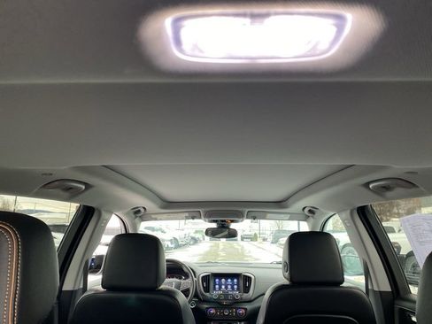 Used 2024 GMC Terrain AT4 w/ Tech Package image 17