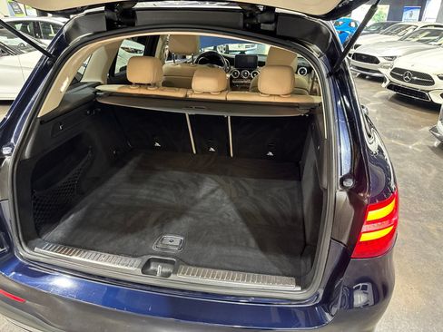 Used 2017 Mercedes-Benz GLC 300 4MATIC image 42