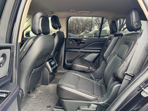 Certified 2020 Lincoln Aviator Reserve image 12