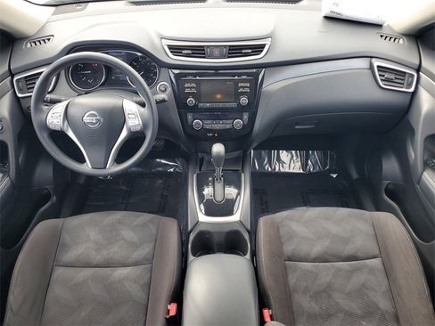 Used 2015 Nissan Rogue SV image 13