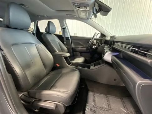 Used 2024 Hyundai Kona Limited image 23