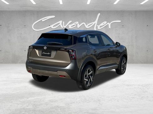 New 2026 Nissan Kicks SV FWD image 17