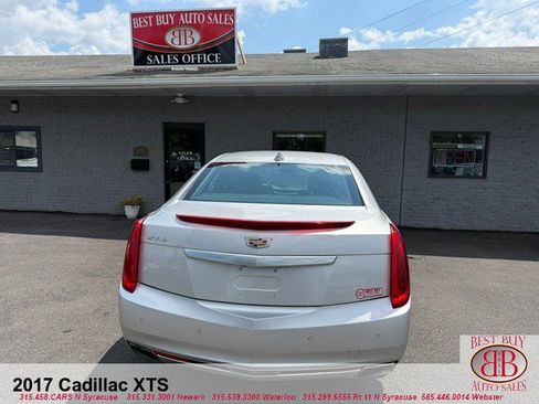 Used 2017 Cadillac XTS Luxury FWD image 3