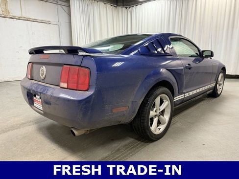 Used 2005 Ford Mustang Coupe image 5