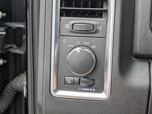 Used 2024 RAM 1500 Warlock RWD image 18