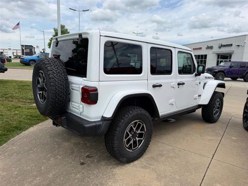 New 2026 Jeep Wrangler Unlimited Rubicon AWD/4WD image 3