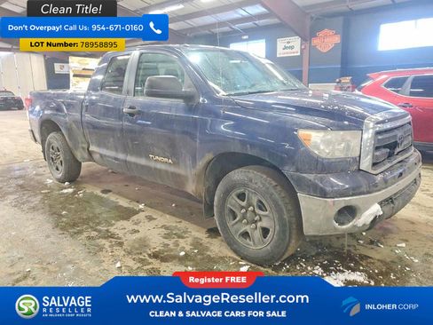 Used 2011 Toyota Tundra 4x4 Double Cab w/ Tow Pkg image 5