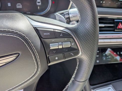 Used 2025 Genesis G70 3.3T Advanced w/ Sport Prestige Package image 16