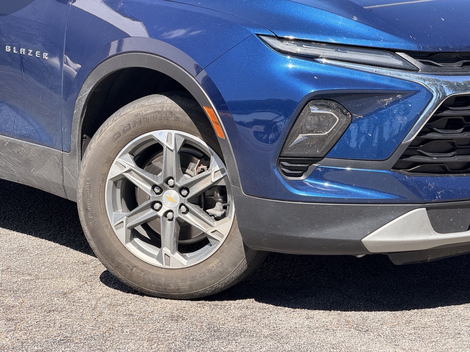 Used 2023 Chevrolet Blazer LT FWD image 3