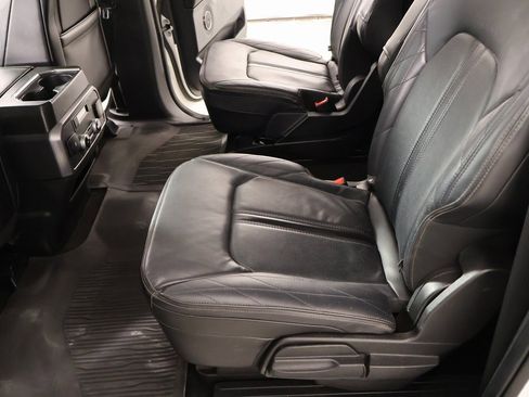 Used 2021 Ford Expedition Max Platinum image 13