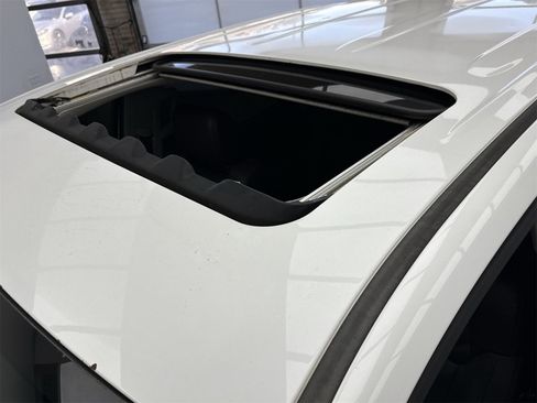 Used 2015 Toyota Tundra Platinum image 41