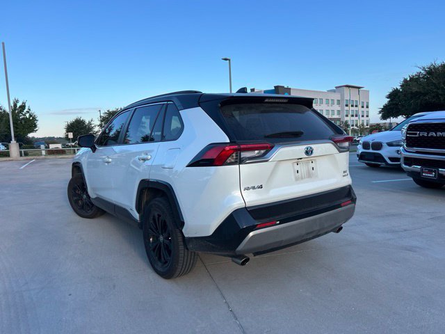 Used 2022 Toyota RAV4 XSE AWD/4WD image 7
