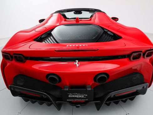 Certified 2025 Ferrari SF90 Spider AWD/4WD image 22
