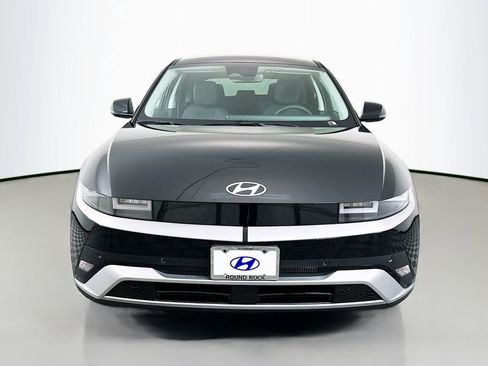 New 2026 Hyundai Ioniq 5 SEL image 2