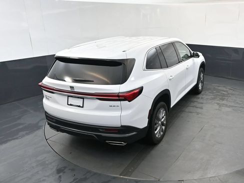 Used 2026 Buick Enclave Preferred AWD/4WD image 32