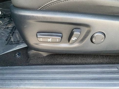Used 2019 Toyota 4Runner SR5 Premium AWD/4WD image 21