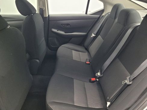 Used 2025 Nissan Sentra SV FWD image 18