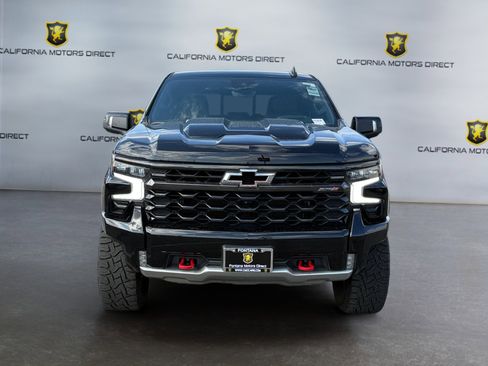 Used 2023 Chevrolet Silverado 1500 ZR2 w/ Technology Package AWD/4WD image 8