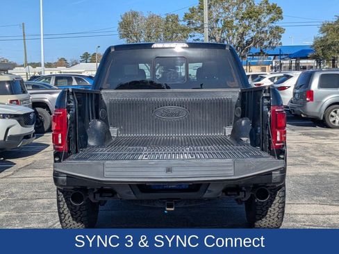 Certified 2018 Ford F150 Raptor w/ Equipment Group 802A Luxury image 13