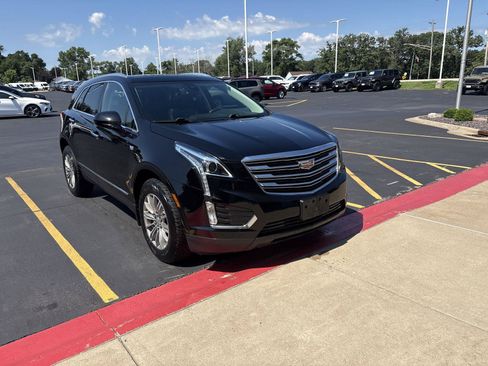 Used 2019 Cadillac XT5 Luxury AWD/4WD image 3