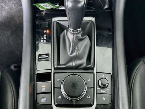 Used 2024 MAZDA MAZDA3 s FWD image 25