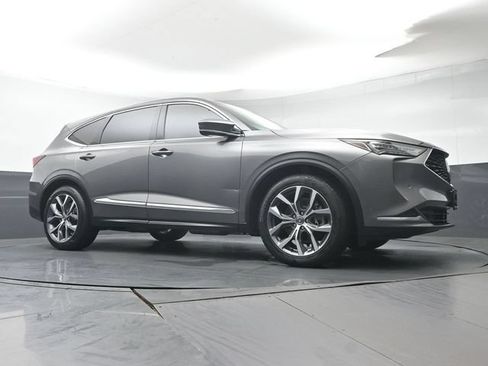Used 2024 Acura MDX SH-AWD w/ Technology Package image 39