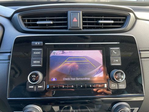Used 2018 Honda CR-V LX image 17