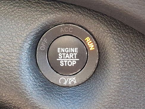 Certified 2021 Jeep Cherokee Latitude Lux 80th Anniv w/ Quick Order Package 26U 80TH image 24